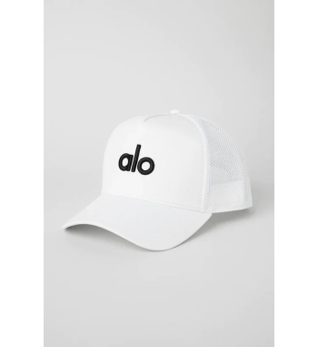 DISTRICT TRUCKER HAT